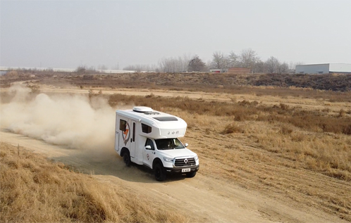 自由炮自動(dòng)檔、四驅(qū)房車(chē)，值得選擇